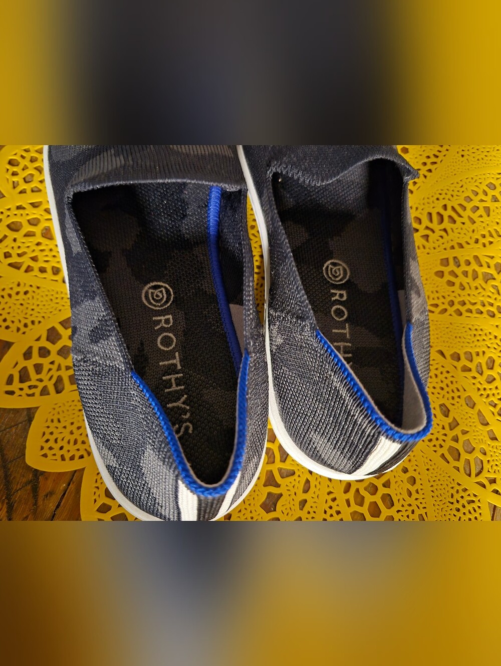 Rothy's The Original Slip On Sneaker Gray Camo Women Size 9.5 - Picture 5 of 10